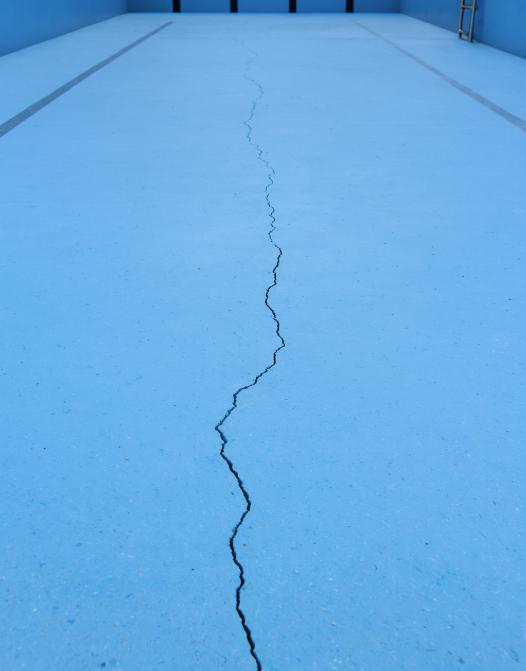 pool crack